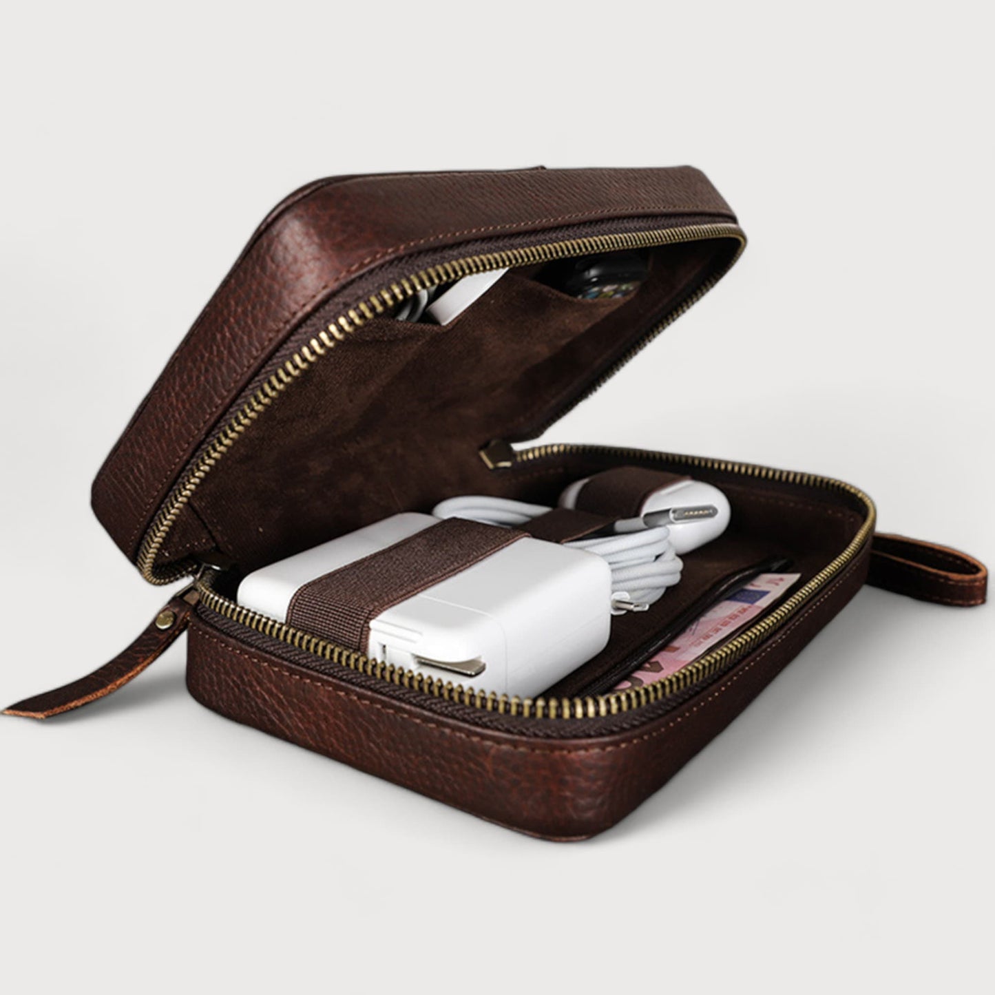 Organisateur de voyage – DELIA